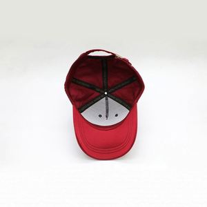 Casquettes de baseball personnalisées 5 panneaux pour femmes, style hip-hop, doublure en satin rouge, motif écailles de poisson tendance, en tissu courant - Product Image 6