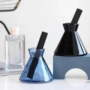 تصميم شمالي متعدد الألوان زجاجة عطر زجاجية للعلاج بالروائح العطرية للغرف هواء جديد ديكور منزلي