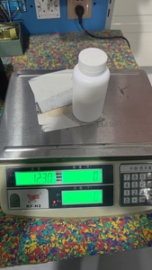 Akrilik 4 Liter dengan Satu Botol Bubuk Harga Pabrik untuk Bahan Prostetik Pembuatan Soket Prostetik - Product Image 4