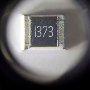 Bulk Discount RR3225 1210L1373FT 1210 3225 Resistors Chip Resistors SMD Resistors 137Kohm 1% 1/2W Thick Film Resistor - Product Image 1