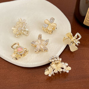 คลิปหนีบผมโอปอลสุดหรูใหม่เกาหลีกิ๊บหนีบผมโลหะรูปดอกไม้ขนาดเล็กประดับไข่มุกพลอยเทียมสำหรับผู้หญิงและเด็กผู้หญิง - Product Image 4