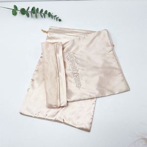 Sac à poussière de luxe en satin de soie avec cordon de serrage pour sacs à main et pochettes, pochette en soie brodée pour sac à main - Product Image 2