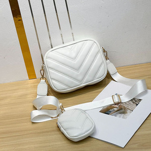 Venta al por Mayor Directa de Fábrica, Bolsos Minimalistas para Mujer, Bolso de Hombro de Cuero Suave, Bolsos Casuales con Correas Anchas, Bolso de Moda - Product Image 2