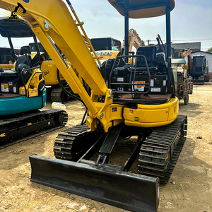Excavatrices d'occasion KOMATSU PC30 à hautes performances avec contrôle précis pour travaux utilitaires bien entretenus et prêts à l'emploi - Product Image 4