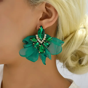 <span class=keywords><strong>Orecchini</strong></span> di moda in lega con borchie di diamanti fiori di cristallo femminile retrò <span class=keywords><strong>orecchini</strong></span> a bottone <span class=keywords><strong>orecchini</strong></span> di fiori per donna - Product Image 5