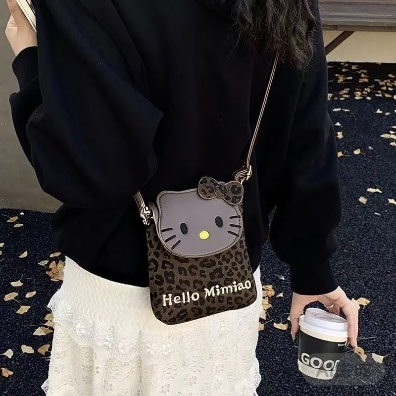 Leopard print brown knit T-shirt [No ornaments]