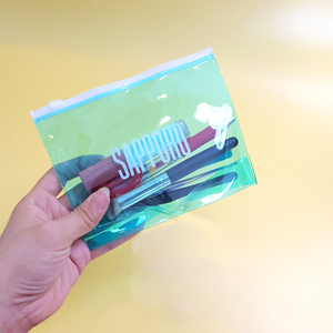 Bolsa de Viaje Transparente Holográfica Impermeable con Cremallera para Maquillaje, de PVC Reciclable, Ideal para Promoción Empresarial, Venta al por Mayor - Product Image 4
