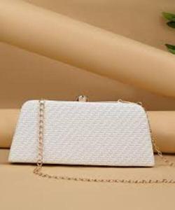 Sac à main élégant pour femme en similicuir avec pompon décoratif, fermeture éclair, deux poignées, grand espace de rangement pour les fêtes et le shopping - Product Image 6