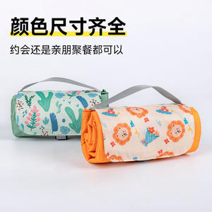 Esterilla de picnic Yisidan 210T de nailon Oxford impermeable para exteriores, camping, playa y césped, para varias personas - Product Image 2