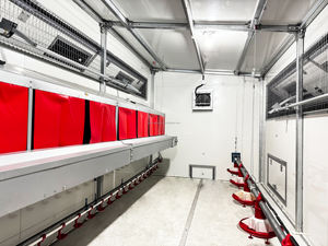 新しい家庭用屋外移動可能な鶏小屋移動式鶏小屋ホイール1年保証鉄骨構造180-200鶏ソーラー - Product Image 4