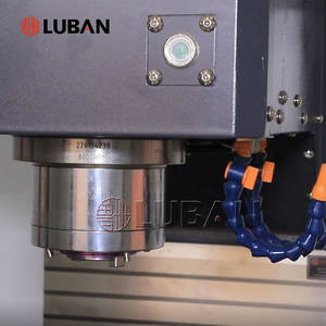 Centro de Mecanizado Vertical <span class=keywords><strong>CNC</strong></span> de Alta Precisión y Servicio Pesado con Cambiador Automático de Herramientas BT40, Modelo Vmc1160, Directo de Fábrica <span class=keywords><strong>LUBAN</strong></span> - Product Image 4