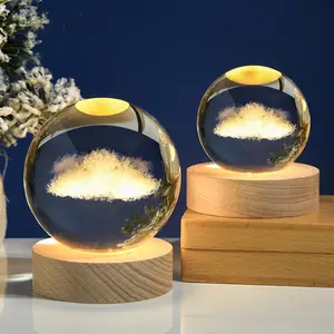 Veilleuse 3D en verre et boule de cristal avec prise USB, lampe de table gravée, décoration de la planète, cadeaux d'anniversaire et de noël pour enfants