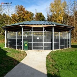 Sistema di camminata libera a 8 pannelli in rete per cavalli, ideale per grandi strutture di addestramento - Product Image 3