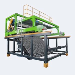 Volteador de compost agrícola eléctrico sobre orugas para fertilizantes orgánicos - Product Image 1