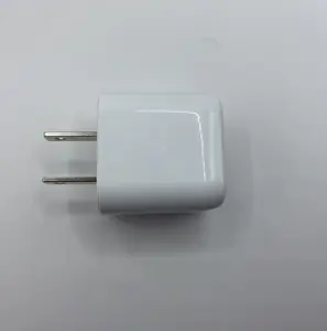 Высокое качество 20 Вт USB C адаптер питания зарядное устройство US/EU/UK Plug PD Быстрая зарядка iPhone 15/14/13/12 Pro Max мобильные телефоны камеры ABS