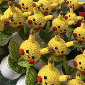 Vente en gros de plantes en pot mignonnes faites à la main en crochet, dessin animé Pikachi, pour la fête des mères, la fête des pères, décoration de table, maison, voiture - Product Image 1