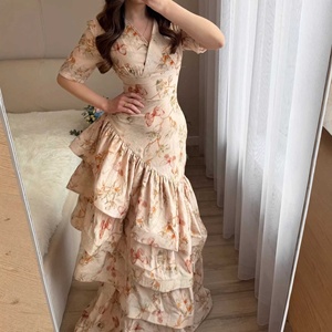 <span class=keywords><strong>Vestidos</strong></span> al por mayor elegantes con cuello en V, manga corta, hasta el suelo, cintura alta, estampado floral, volantes <span class=keywords><strong>de</strong></span> verano, ajuste ceñido, elegantes para fiesta, estilo cola <span class=keywords><strong>de</strong></span> pez. - Product Image 1