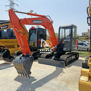 รถขุดขนาดเล็กมือสอง Doosan รุ่น DH55 ราคาถูก พร้อมบุ้งกี๋ใหม่ รถขุดตีนตะขาบมือสอง DH55 DH60 DH70 พร้อมใบรับรอง CE EPA - Product Image 2