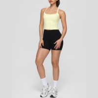 Benutzerdefiniertes Logo Damen Fitness Yoga Workout Ärmellose Crop Tops mit Polstern Atmungsaktive Weiche Racerback Sport Gym Crop Tank Tops