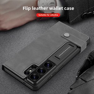 เคสโทรศัพท์แบบใส่การ์ดได้ รุ่น S26 Ultra Flip  ผิวสัมผัสนุ่ม ป้องกันรอยนิ้วมือ  วัสดุหนัง เหมาะสำหรับ Samsung S26 Ultra - Product Image 3