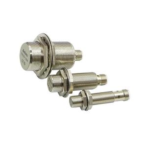 เซ็นเซอร์สวิตช์ตรวจจับระยะไกลแบบเหนี่ยวนำชนิดตัวเชื่อมต่อการบิน M12, 24V, แบบสามสาย, NPN, ปกติเปิด/ปิด, PNP - Product Image 2