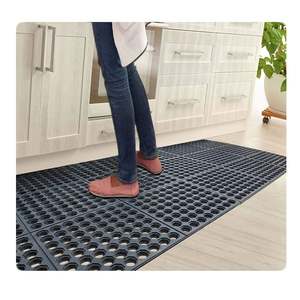 Tapis de drainage en caoutchouc 3 'x 3' Design modulaire à emboîtement Surface antidérapante noire - Product Image 6