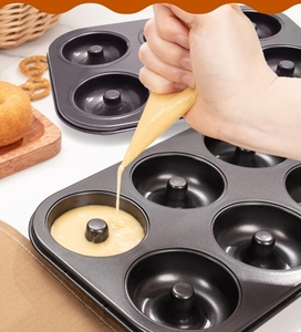 Moule à beignets à 6 cavités, fait des beignets ou des friandises au four, antiadhésif et passe au lave-vaisselle, à déguster ou à offrir en cadeau - Product Image 3