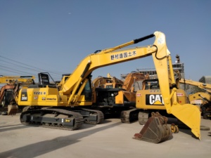 รถขุดมือสอง Komatsu PC200-8 ประสิทธิภาพสูง สภาพดีเยี่ยม ราคาถูก รุ่น PC35MR 40MR 55MR ชั่วโมงการทำงานต่ำ พร้อมขาย - Product Image 6