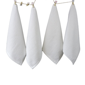 Toalla cuadrada blanca de 30x30cm, 50g, toalla de mano de algodón puro para regalo de jardín de infantes, ecológica - Product Image 2