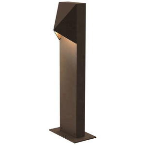 Sculpture lumineuse en acier Corten pour village de vacances - Product Image 3