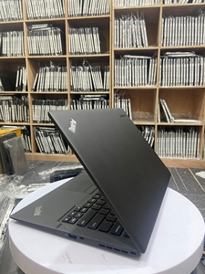 Portátil <span class=keywords><strong>Lenovo</strong></span> X1 Carbon 2015 Reacondicionado en Oferta, <span class=keywords><strong>Intel</strong></span> <span class=keywords><strong>I5</strong></span> Hexa <span class=keywords><strong>Core</strong></span>, Pantalla de 14 Pulgadas, SSD, 8GB de RAM, Windows 10, para Uso Educativo - Product Image 3