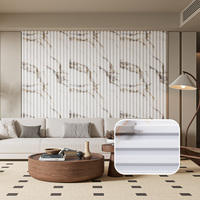 Fourniture du fabricant Panneau mural cannelé durable 159*22.5mm Échantillon gratuit Panneau de persiennes WPC intérieur étanche Moderne ignifuge