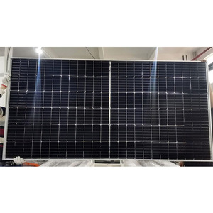 แผงโซลาร์เซลล์แบบโปร่งใสสำหรับเรือนกระจก 440w 450w - Product Image 1