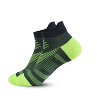 Chaussettes de sport personnalisées pour l'entraînement et le fitness, séchage rapide, antidérapantes, confortables, imprimées numériquement, en Spandex/Nylon/Coton pour l'automne