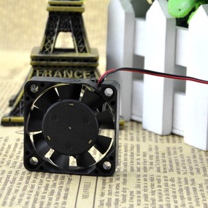 नया मूल सस्ता 1604kl-01w-b40 स्वचालन उत्पाद प्रोग्रामर योग्य तर्क पीएलसी नियंत्रक - Product Image 1