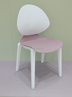 Chaises de bureau ergonomiques bleues confortables à quatre pieds pour usage domestique, à prix abordable