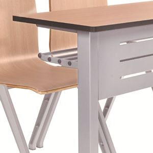 Escritorio escolar Henmei de metal color camel, combinación libre de movimientos para uso en el aula. - Product Image 3
