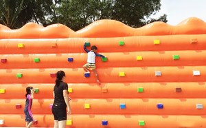Inflatable climbing wall <span class=keywords><strong>for</strong></span> adult and children through <span class=keywords><strong>the</strong></span> wall - Product Image 3