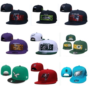 Cappellino da Baseball Vintage in Cotone a 6 Pannelli Ispirato all'Era con Logo Personalizzato - Contattaci per Altri Stili - Product Image 4