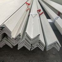 Profil d'angle en fibre de verre FRP personnalisé à haute résistance, résistant à la corrosion, pour matériaux de construction industrielle