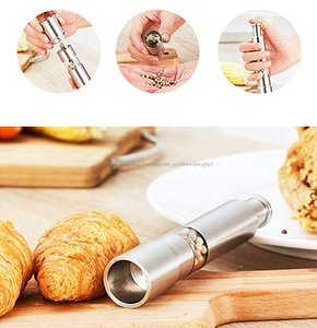 <span class=keywords><strong>Amazon</strong></span> fournisseur Pouce Presse type manuel Mini <span class=keywords><strong>Moulin</strong></span> À poivre et <span class=keywords><strong>moulin</strong></span>, Une main Mini <span class=keywords><strong>moulin</strong></span> à épices - Product Image 5