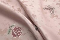 Nouveauté 2025 Tissu jacquard brodé chinois haut de gamme enduit de PVC, tricoté en trame, en polyester tissé, pour vêtements de mariage, en stock, pour garçons