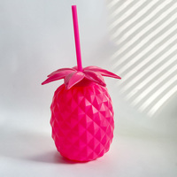 Plastic rietjes 600ml creatieve drinkfles kleurrijke ananas Luau tuinfeest bekers