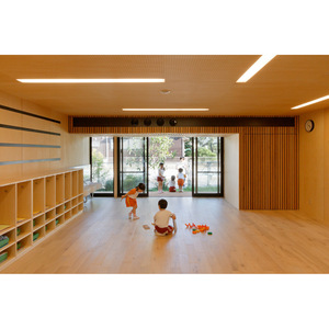 Maisons conteneurs pour écoles, design scandinave, aménagement intérieur respirant, forme rectangulaire - Product Image 1