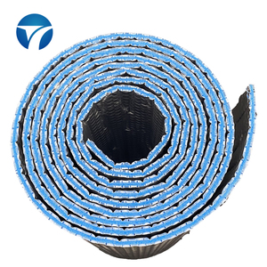 Rollo <span class=keywords><strong>de</strong></span> aislamiento <span class=keywords><strong>de</strong></span> papel <span class=keywords><strong>de</strong></span> aluminio ignífugo Hoja <span class=keywords><strong>de</strong></span> material <span class=keywords><strong>de</strong></span> aislamiento térmico <span class=keywords><strong>de</strong></span> burbujas reflectantes - Product Image 3