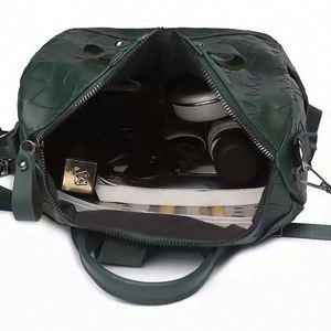 Échantillon gratuit : Sac à dos souple de haute qualité pour femme, noir, imperméable, tendance, idéal pour le trekking et le bureau - Product Image 5