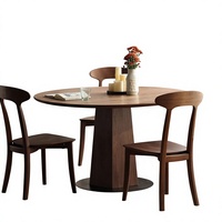 Ensemble table et chaises rondes en bois massif sur mesure XINSHIYI pour mobilier de restaurant, tailles et couleurs personnalisées, durable et écologique