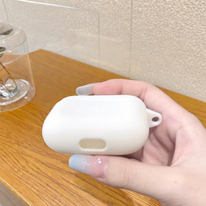 L'étui pour casque monobloc givré convient à l'étui de protection en Tpu de génération Airpods4/pro2/3 - Product Image 5