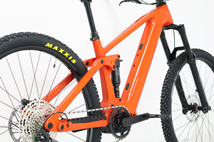 จักรยานเสือภูเขา Road Classic Mid E-bike ระบบกันสะเทือนเต็มรูปแบบ โครงคาร์บอน ล้อ 29 นิ้ว ระบบขับเคลื่อนด้วยมอเตอร์ไฟฟ้า เบรกดิสก์ไฮดรอลิก 11 สปีด สำหรับผู้ใหญ่ สีแดง Scarlet Wi - Product Image 4