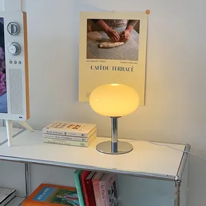 Lámpara de Mesa LED de Diseño Posmoderno, Material de Vidrio, Interruptor Táctil Enchufable, Regulable, Recargable, 300LM, Portátil, para Dormitorio, Mesita de Noche - Product Image 6